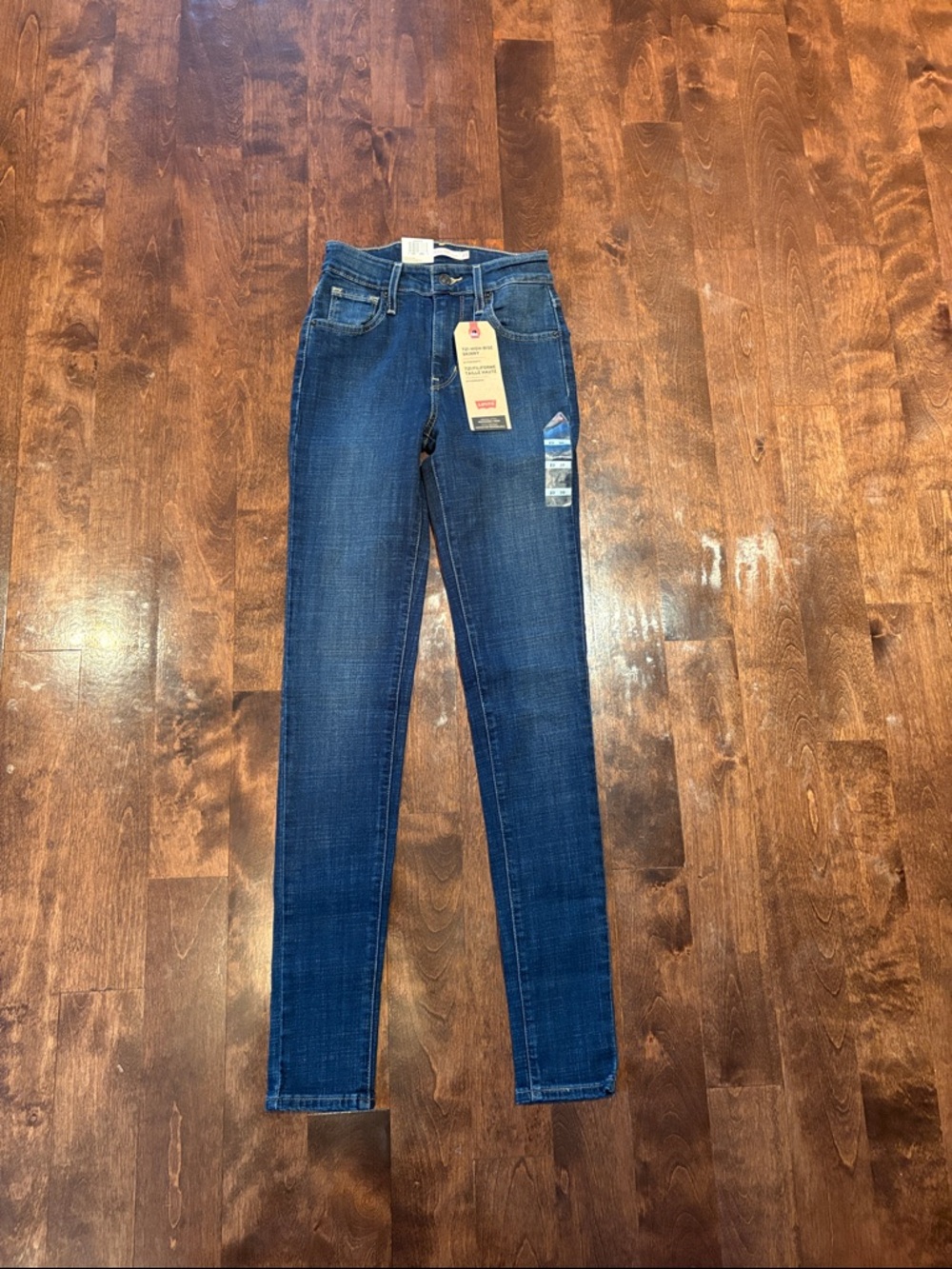 NWT Levi’s 721 high rise skinny jeans